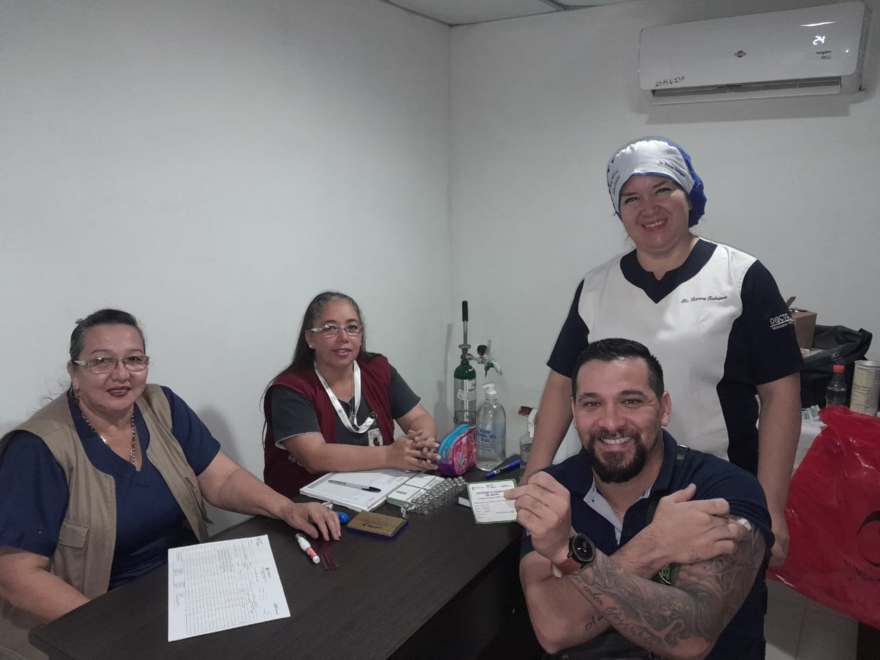 Vacunación Salón Enfermería Incoop 2023