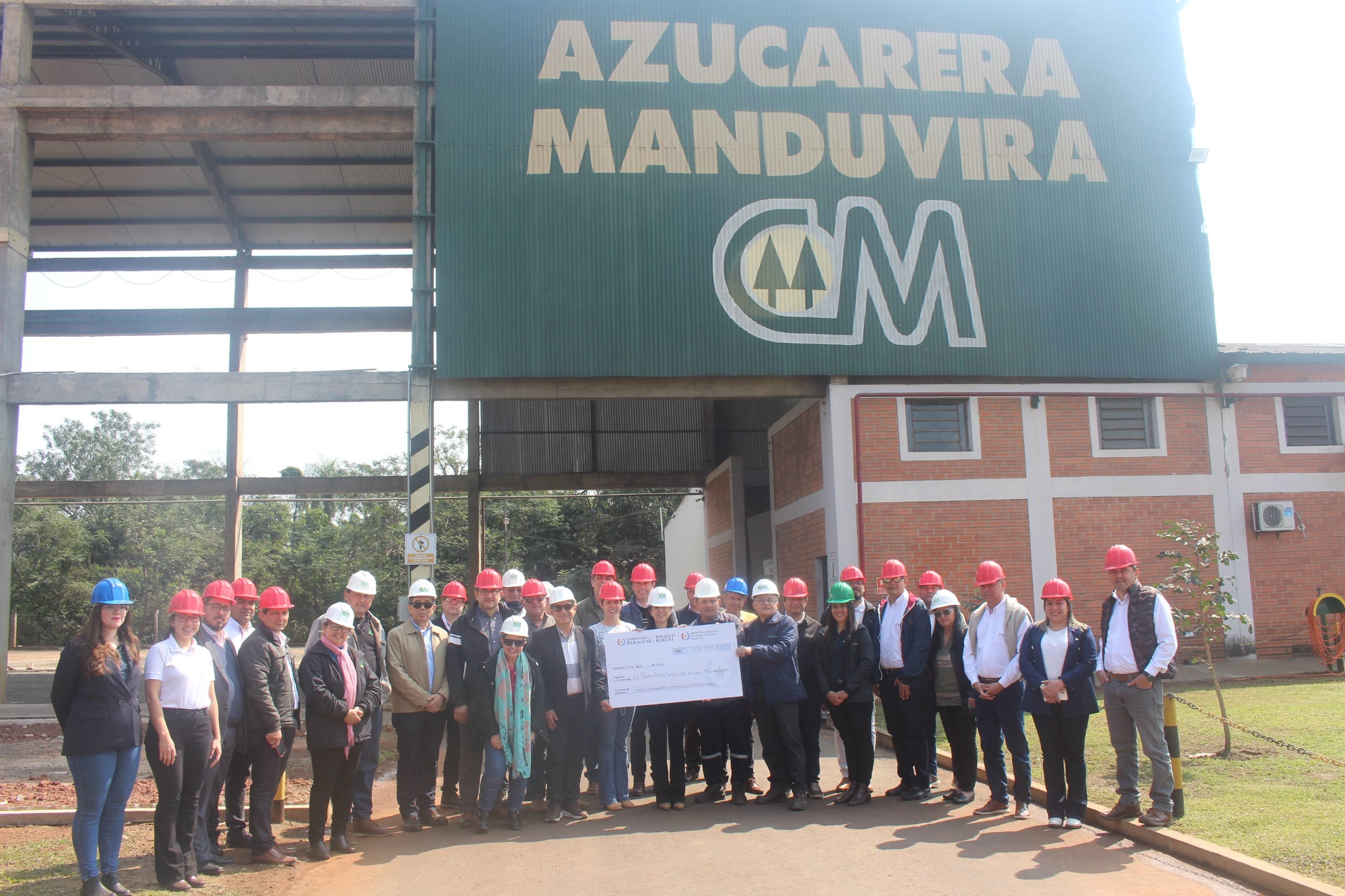 Convenio CAH y Cooperativa Manduvirá