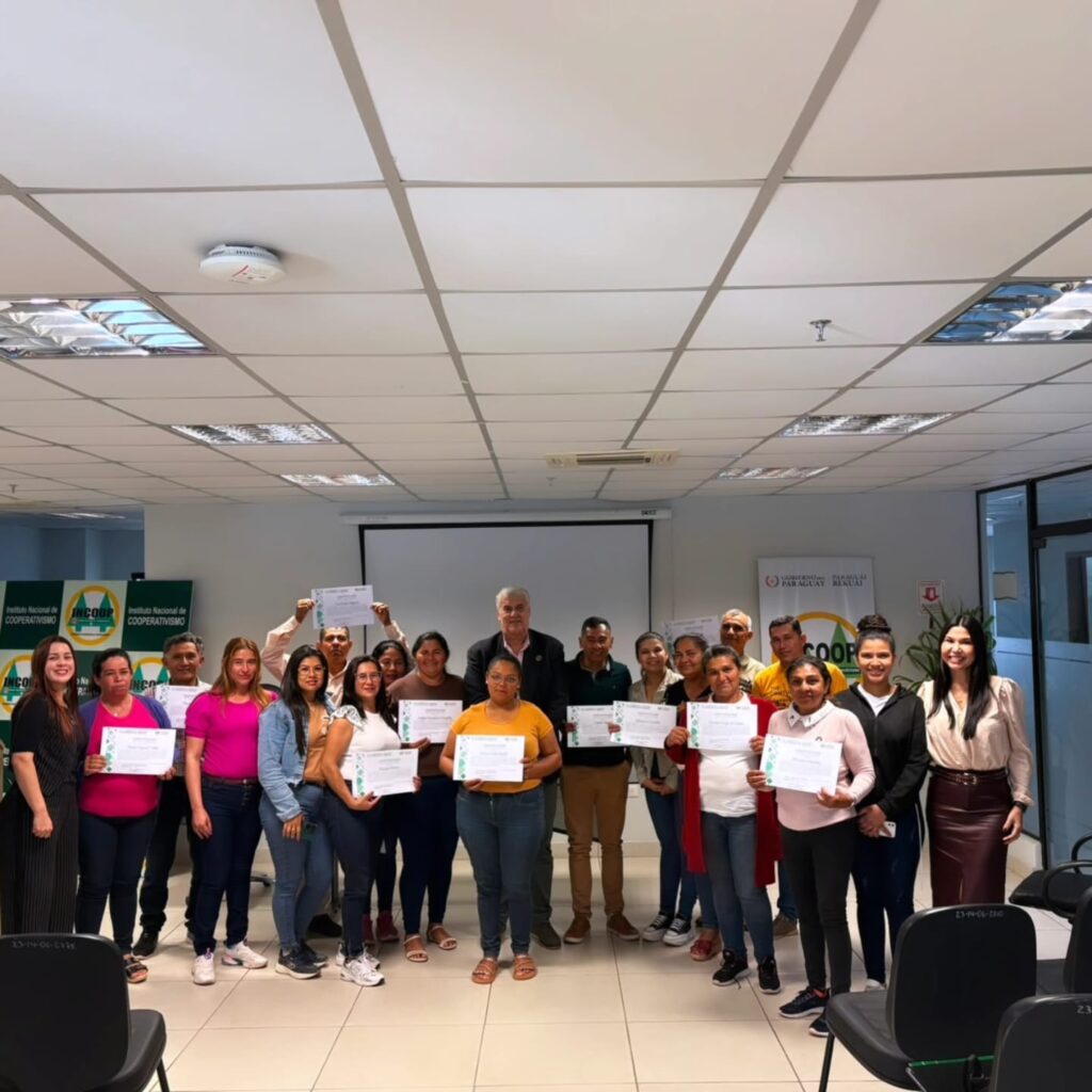 INCOOP IMPULSA EL FORTALECIMIENTO DE NUEVAS ASOCIACIONES CON CAPACITACIÓN A PRE-COOPERATIVAS